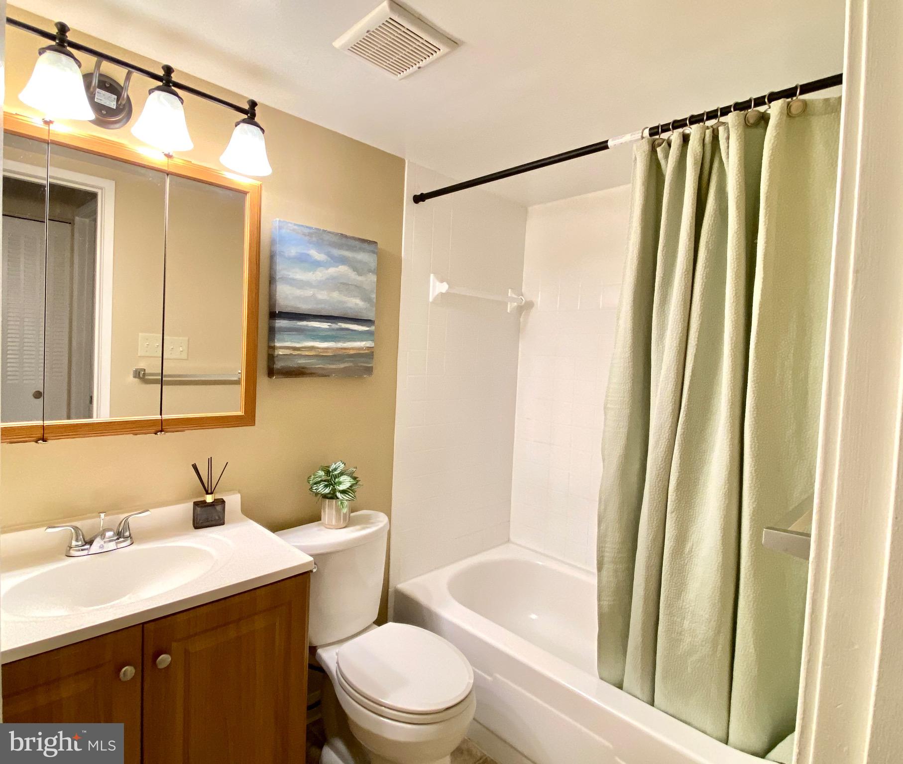 VILLAGE OF LONG REACH - Residential