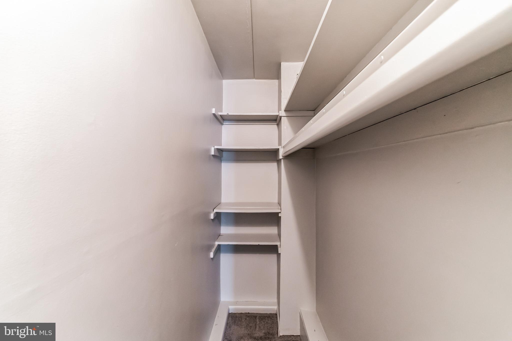 MEADOW WOOD - Residential