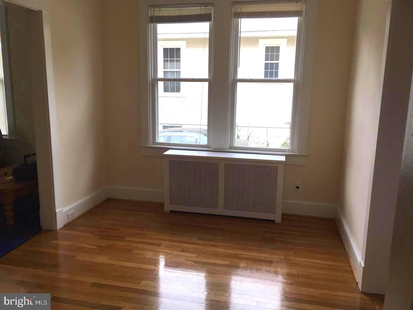 COURTHOUSE - Residential Lease