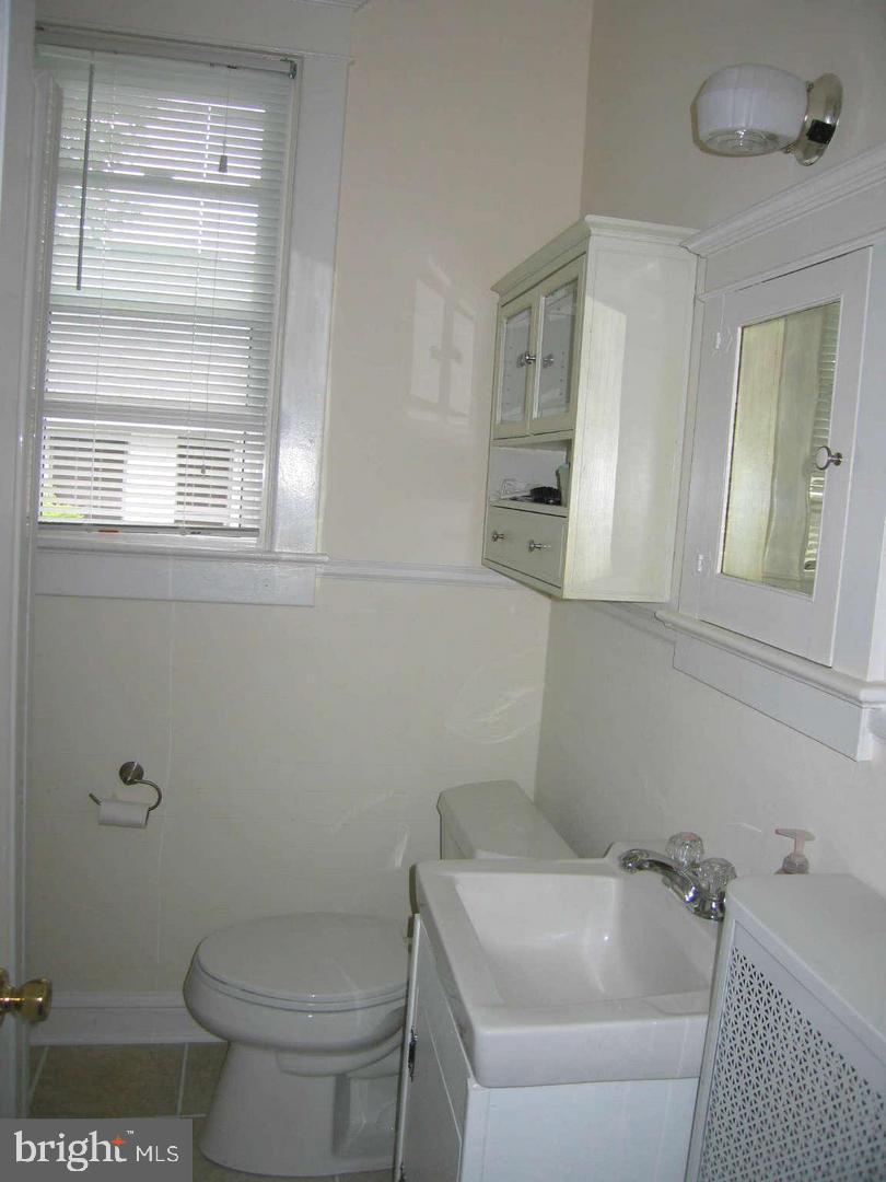 COURTHOUSE - Residential Lease