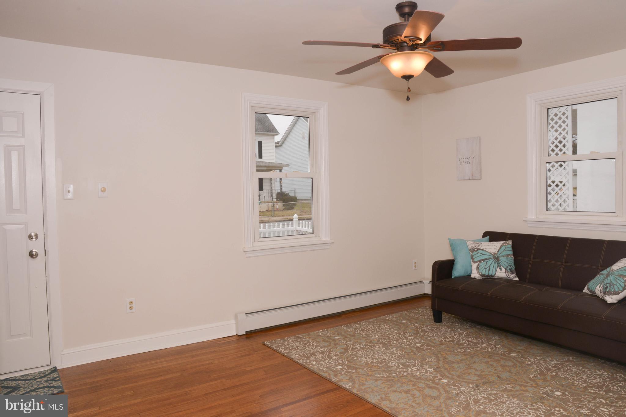 HAGERSTOWN - Residential