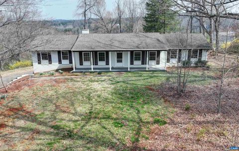 2222 CROYDON RD CHARLOTTESVILLE VA 22901