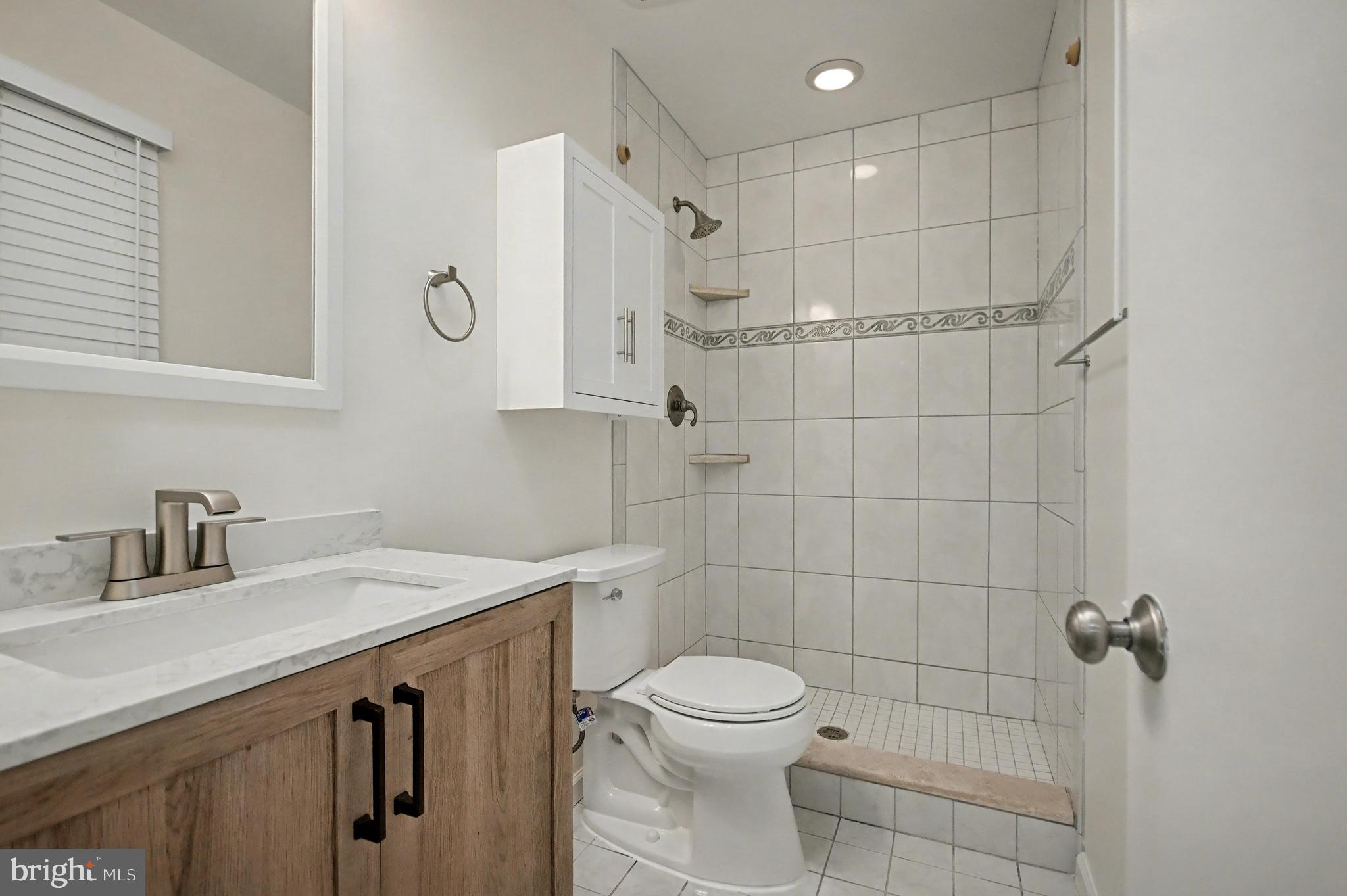 KENILWORTH - Residential Lease