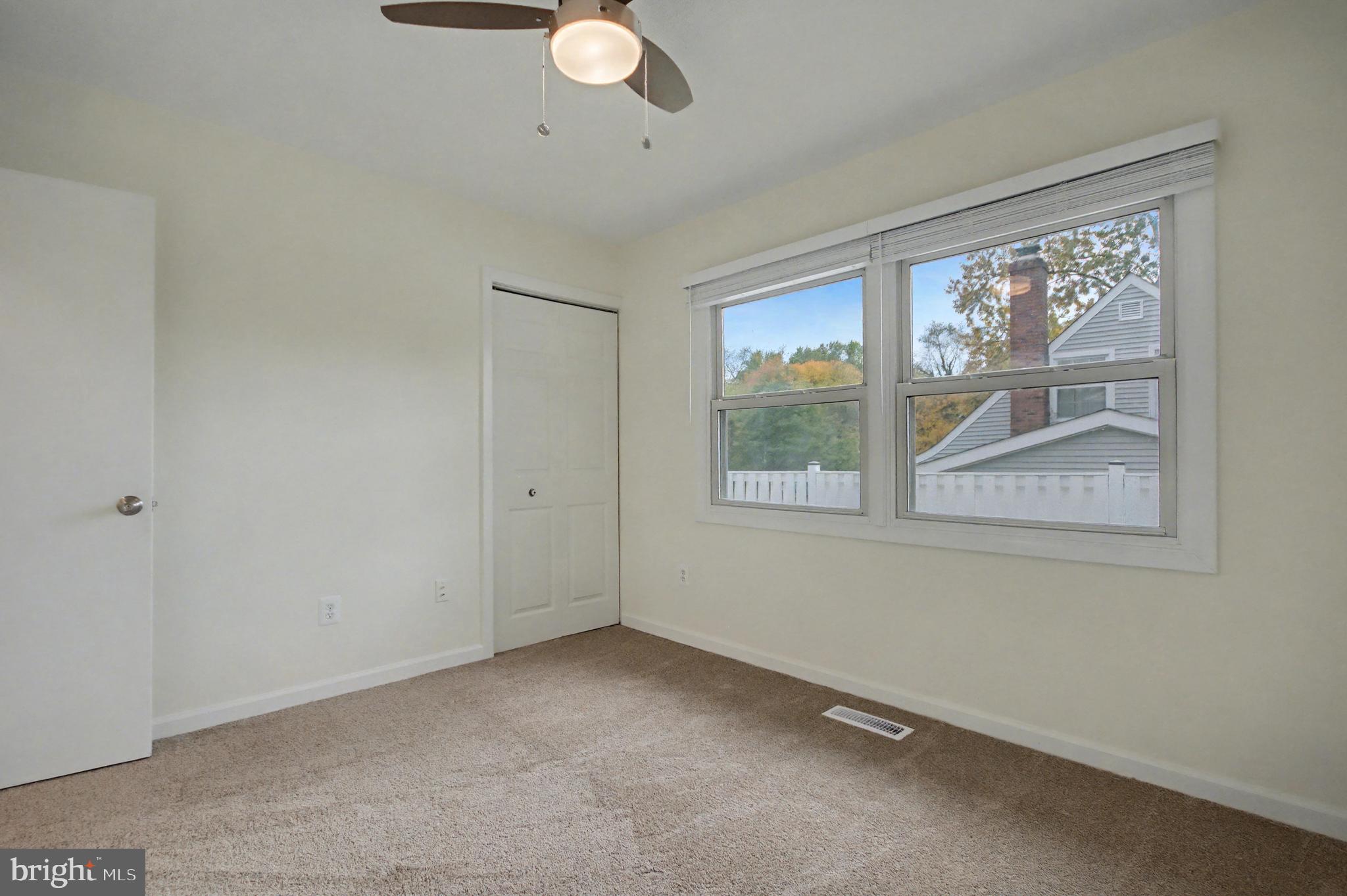 KENILWORTH - Residential Lease