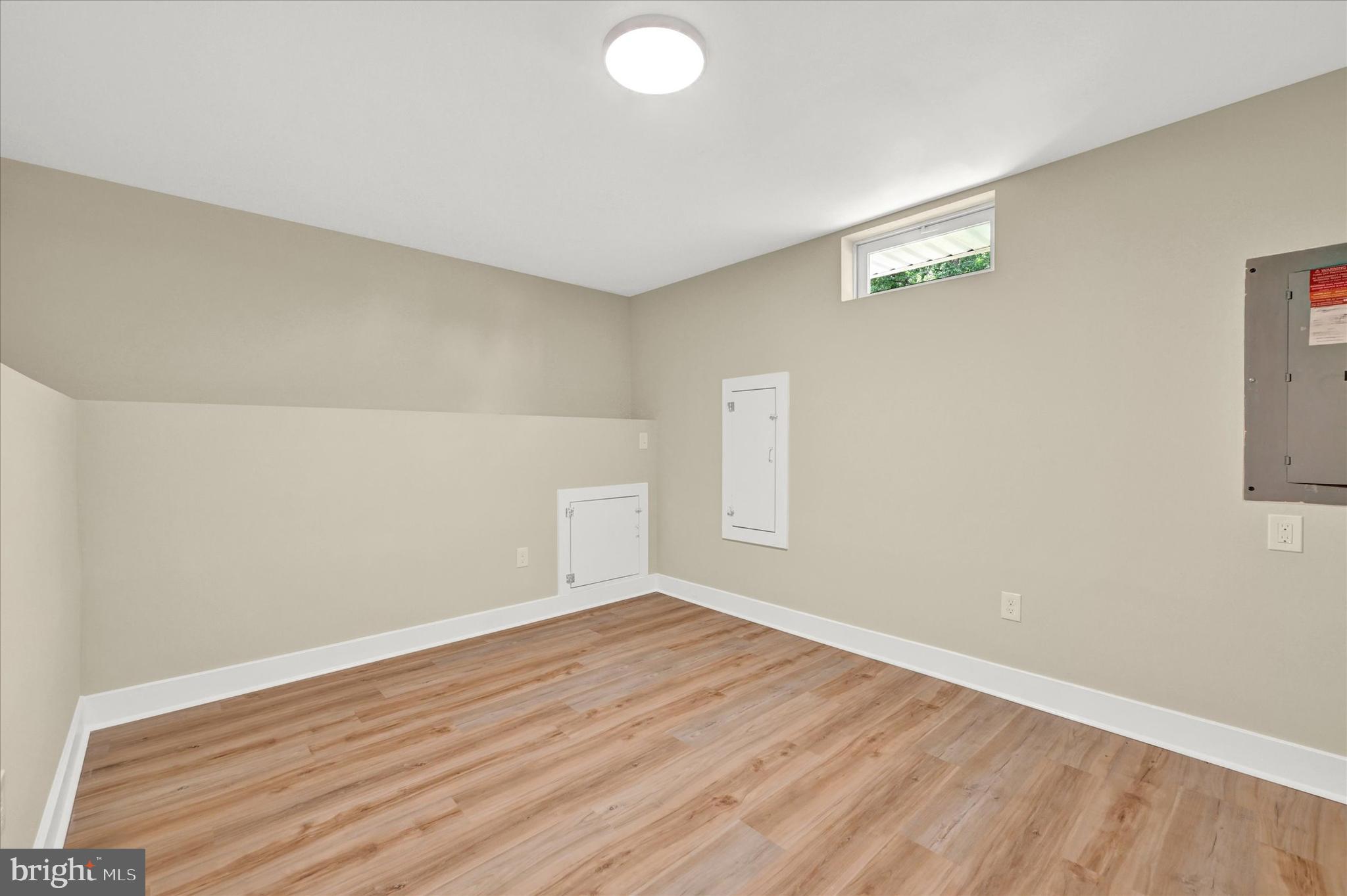 ALMA SMITH - Residential