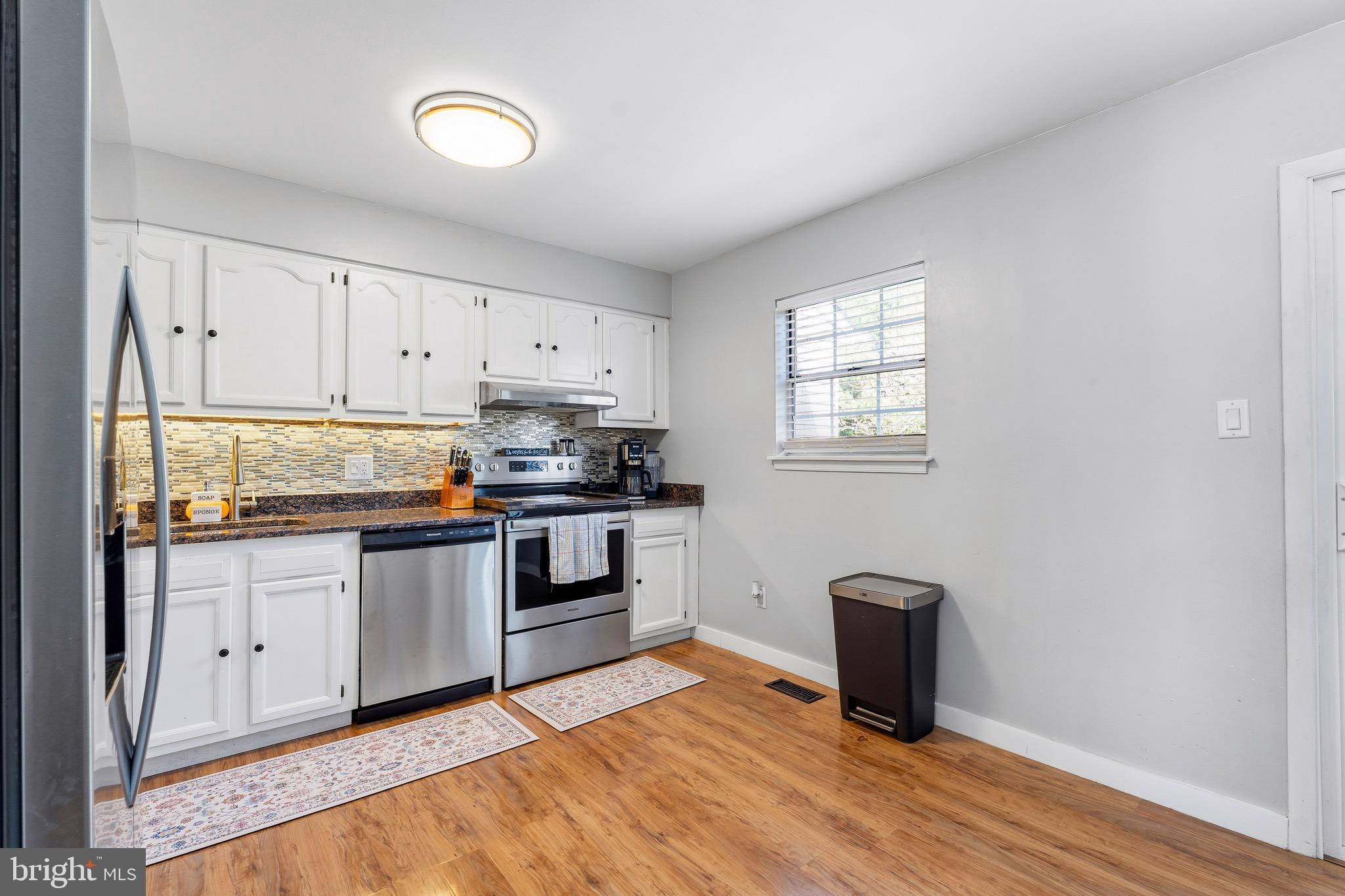 CHESAPEAKE LANDING - Residential