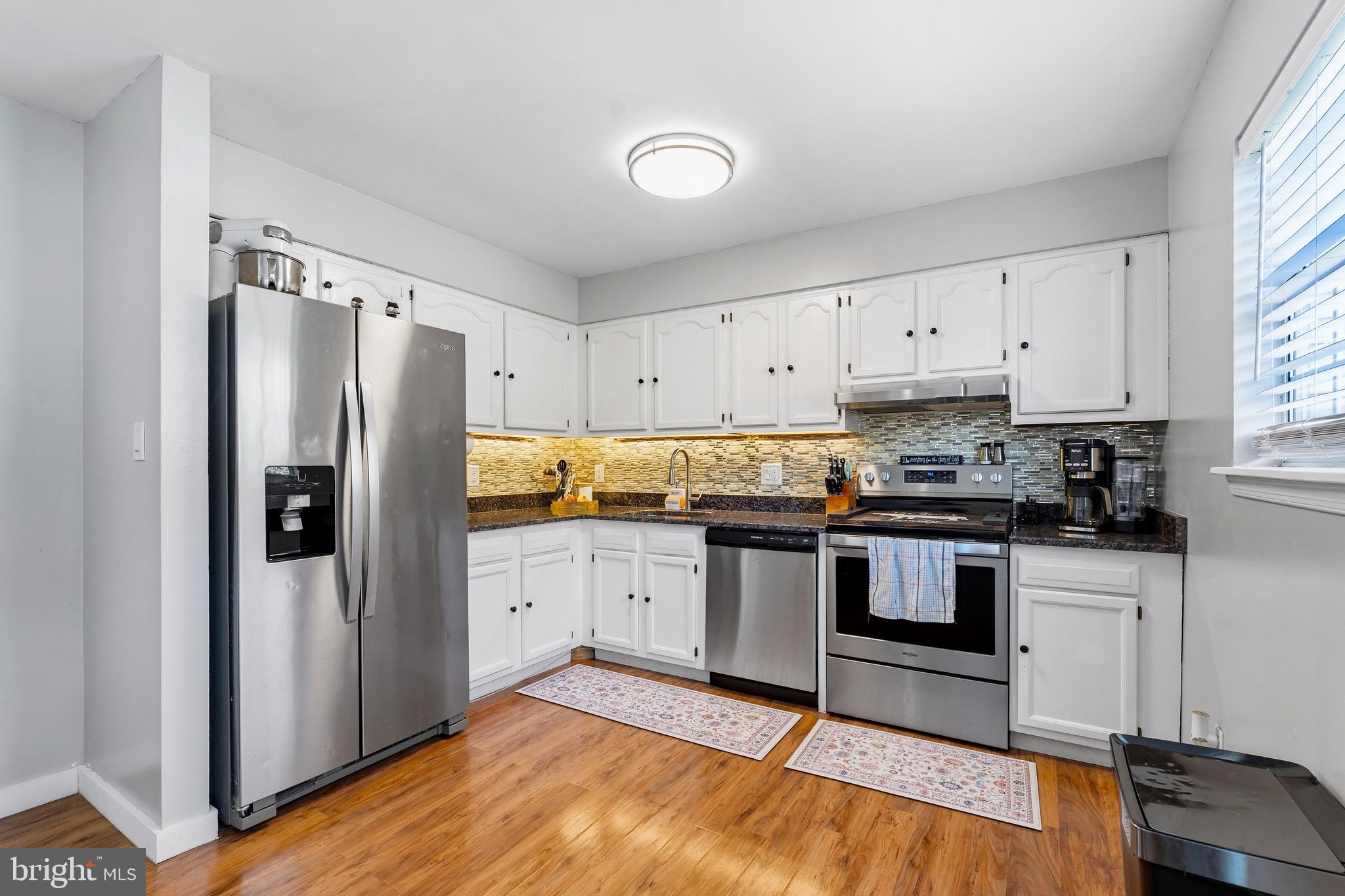 CHESAPEAKE LANDING - Residential