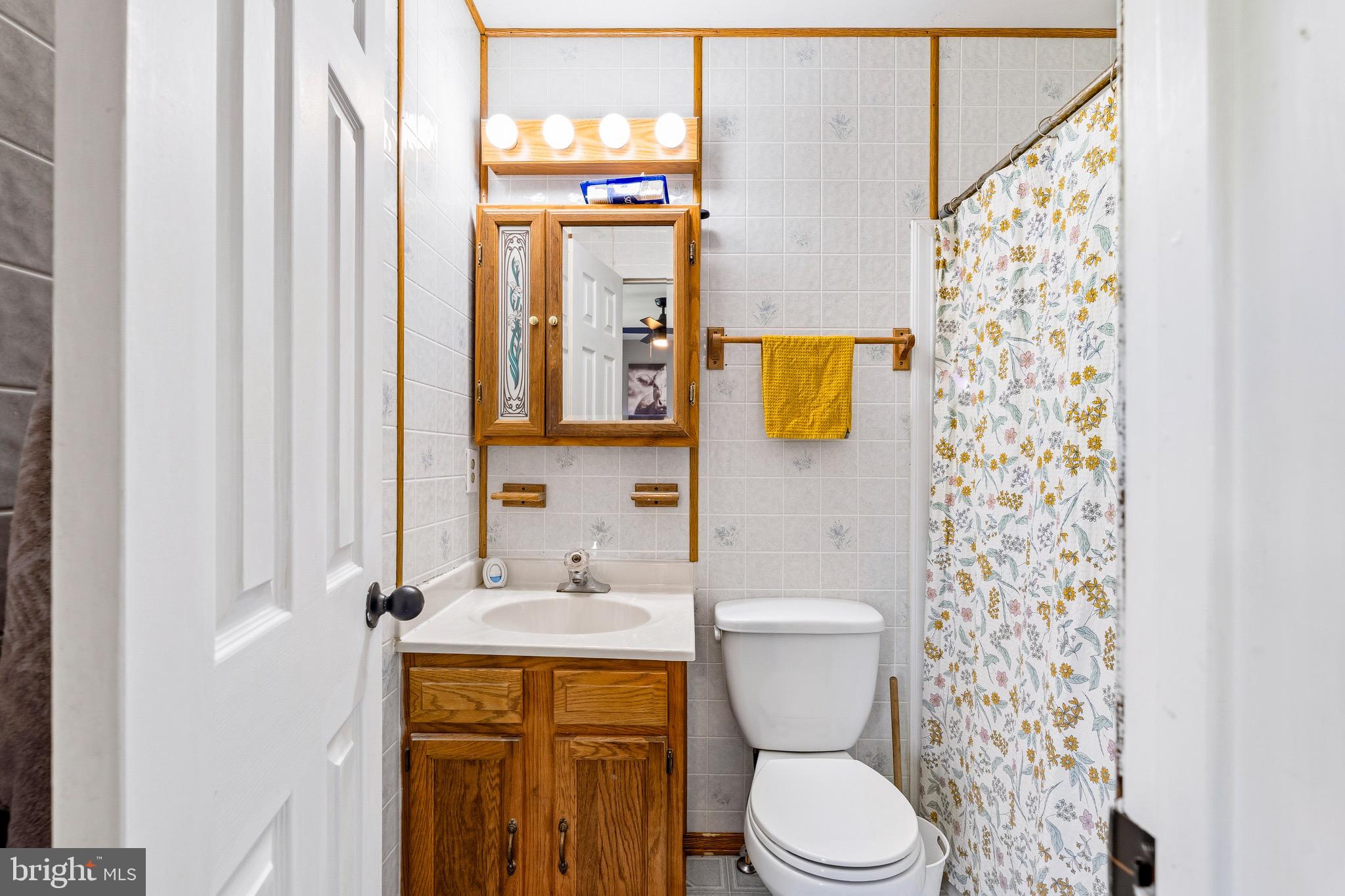 CHESAPEAKE LANDING - Residential