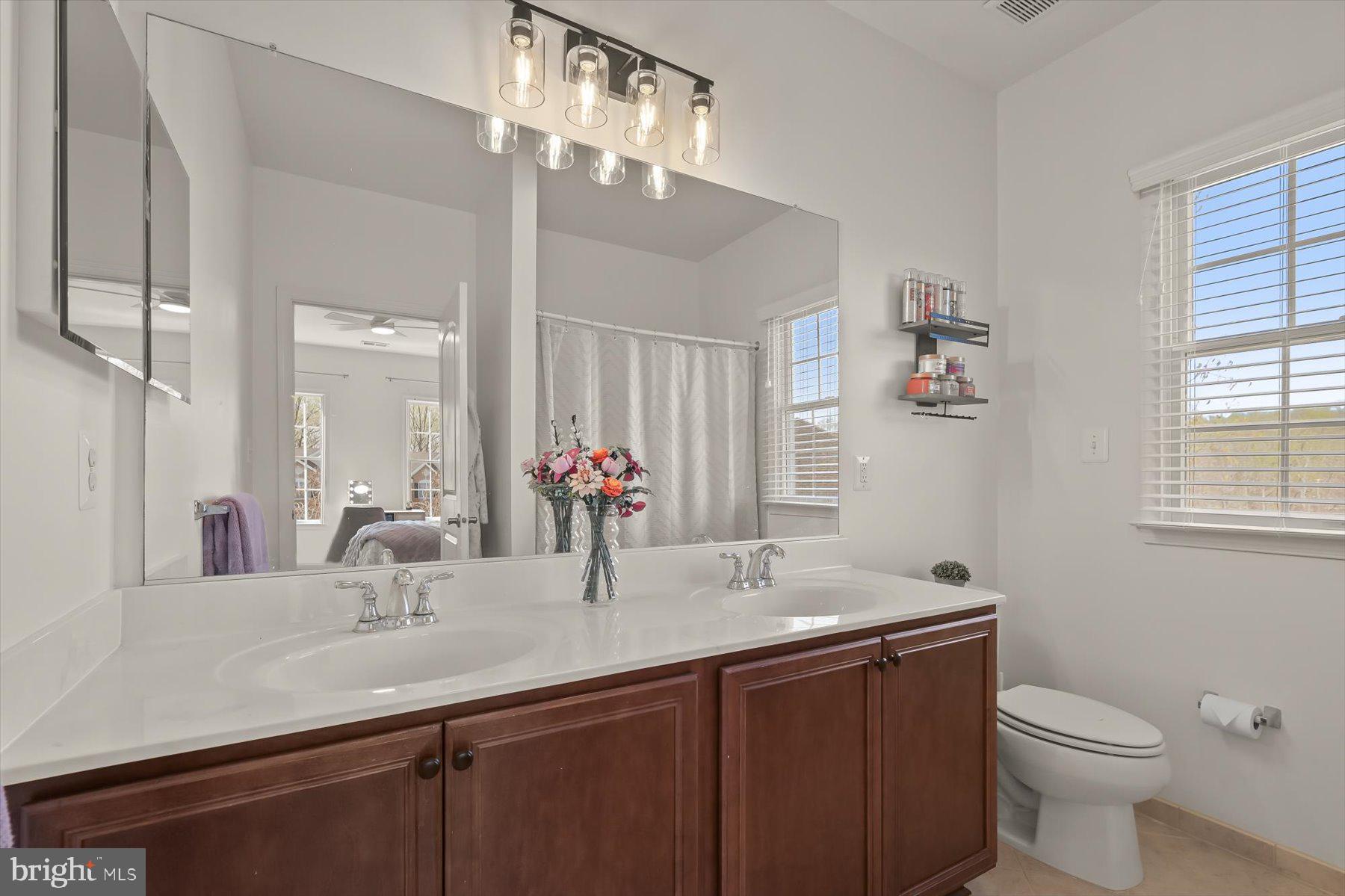 THE ESTATES AT CEDARDAY - Residential