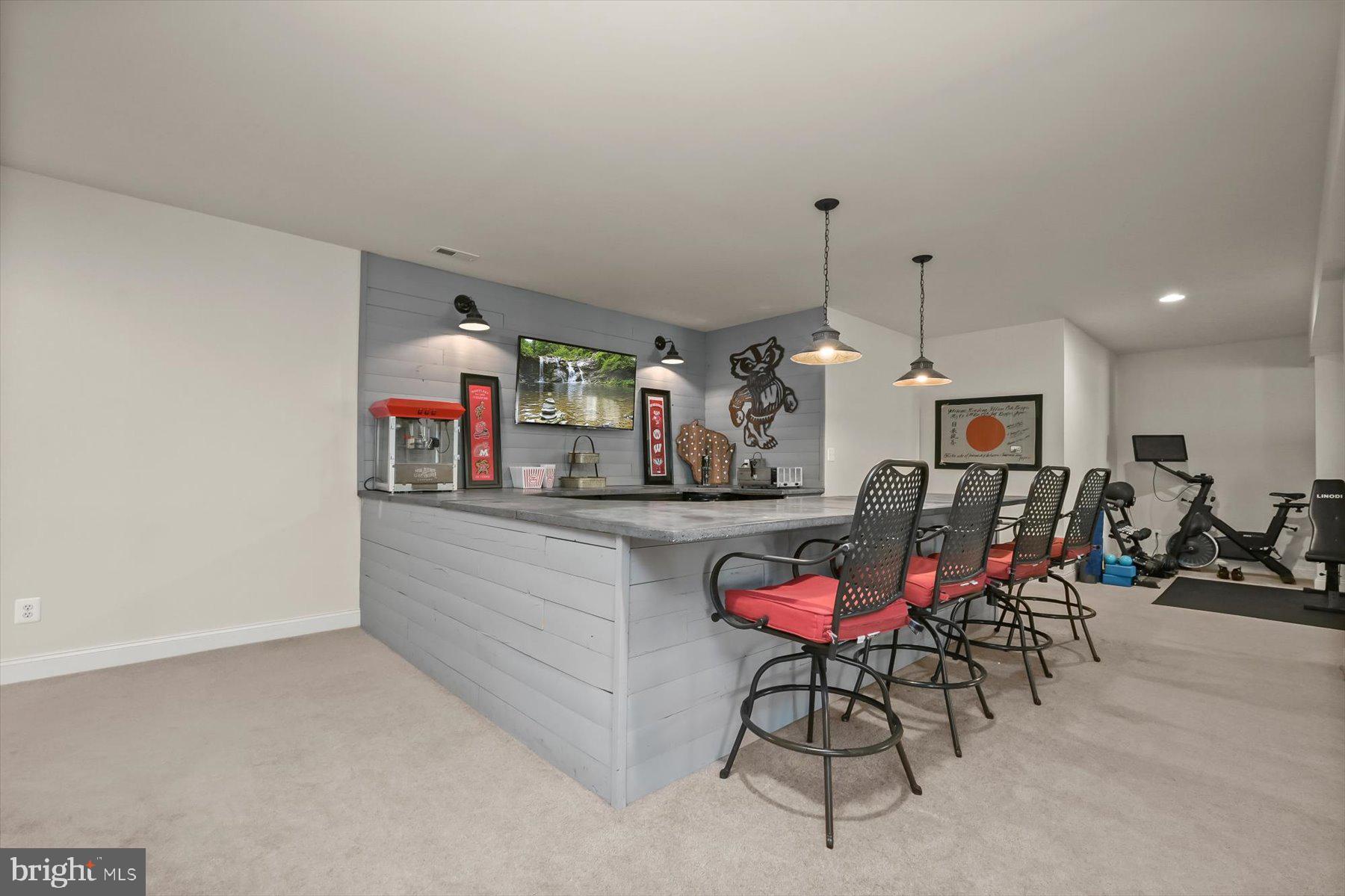 THE ESTATES AT CEDARDAY - Residential