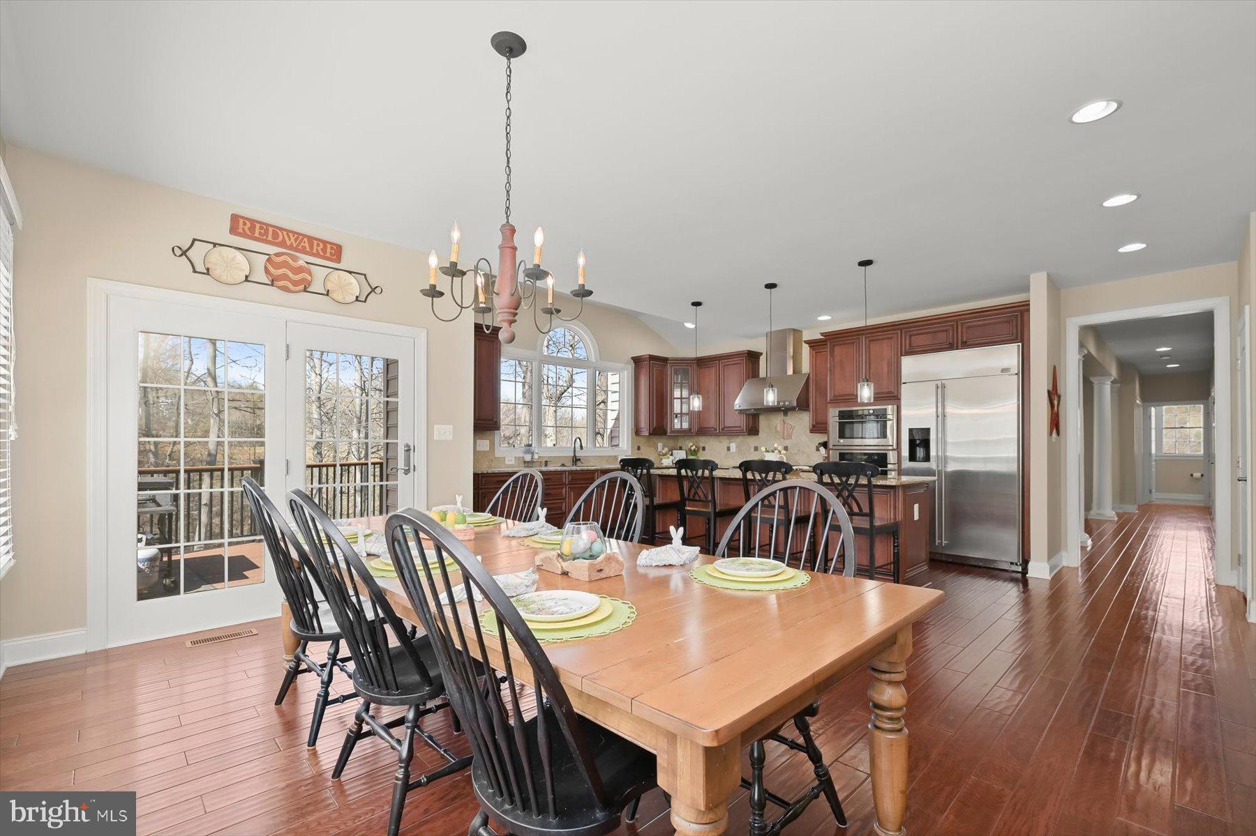 THE ESTATES AT CEDARDAY - Residential