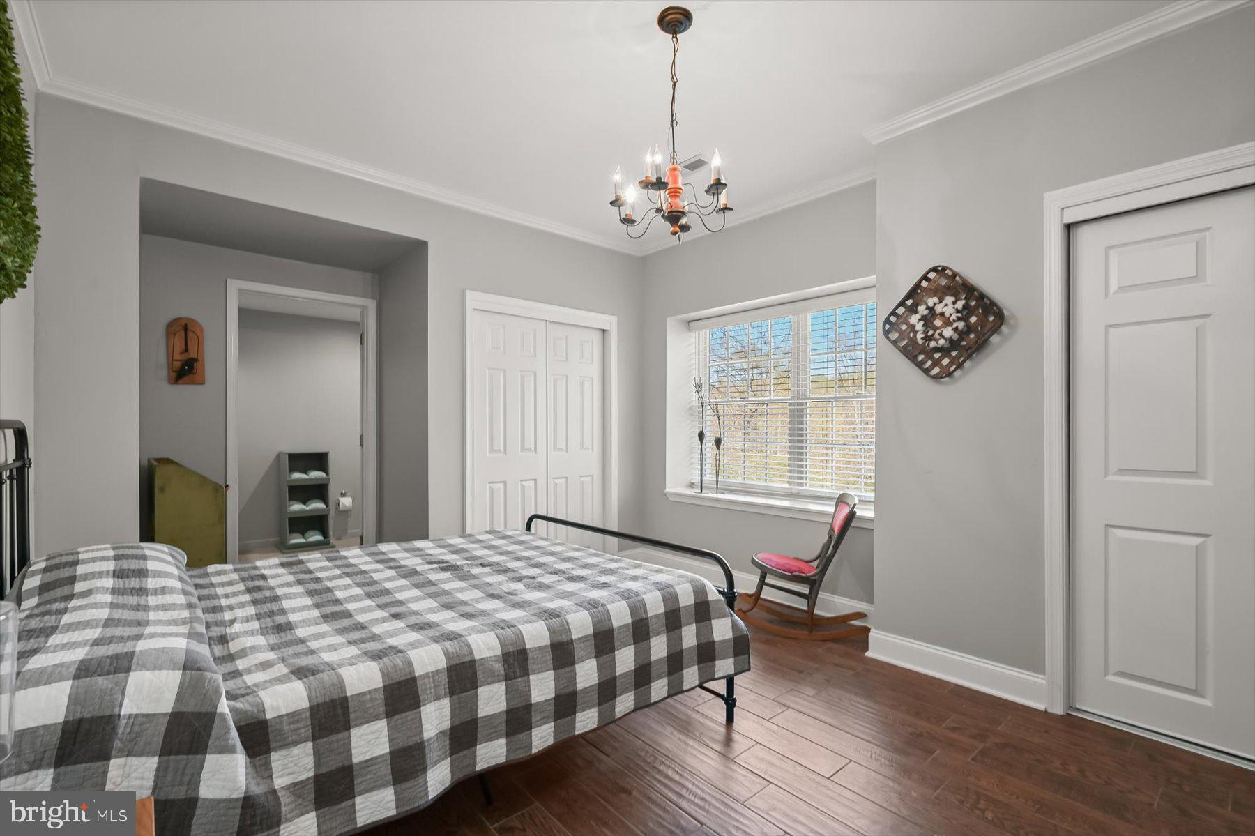 THE ESTATES AT CEDARDAY - Residential