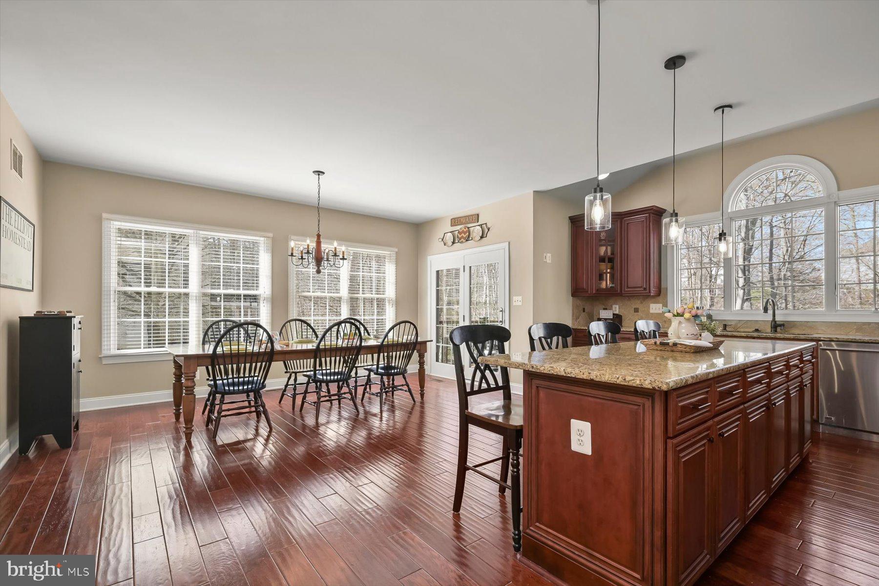 THE ESTATES AT CEDARDAY - Residential