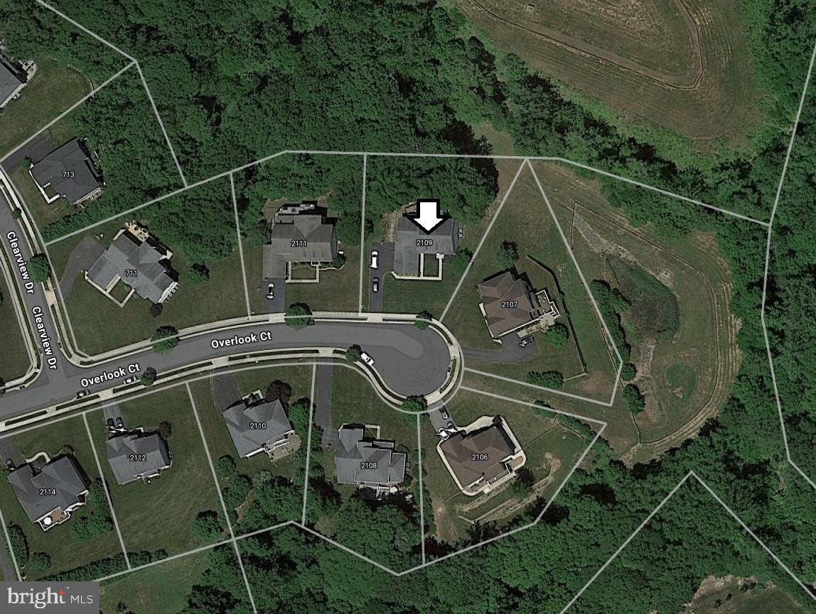 THE ESTATES AT CEDARDAY - Residential