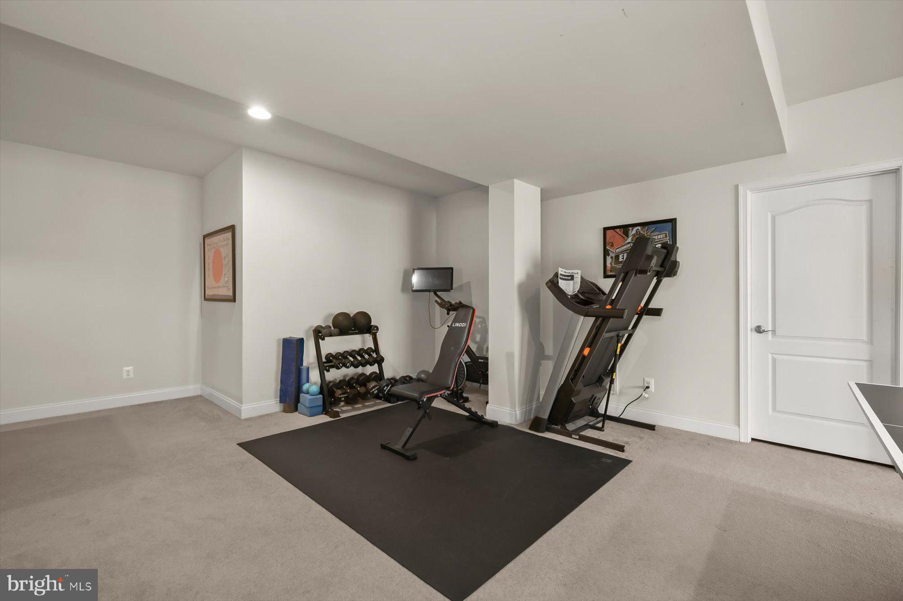 THE ESTATES AT CEDARDAY - Residential