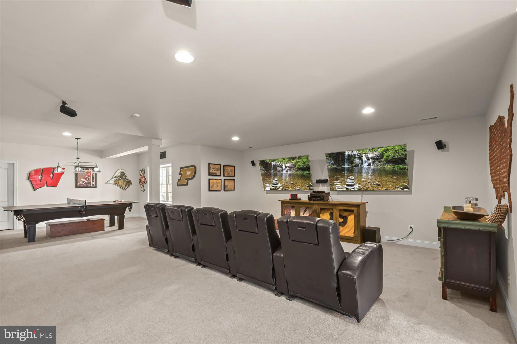 THE ESTATES AT CEDARDAY - Residential