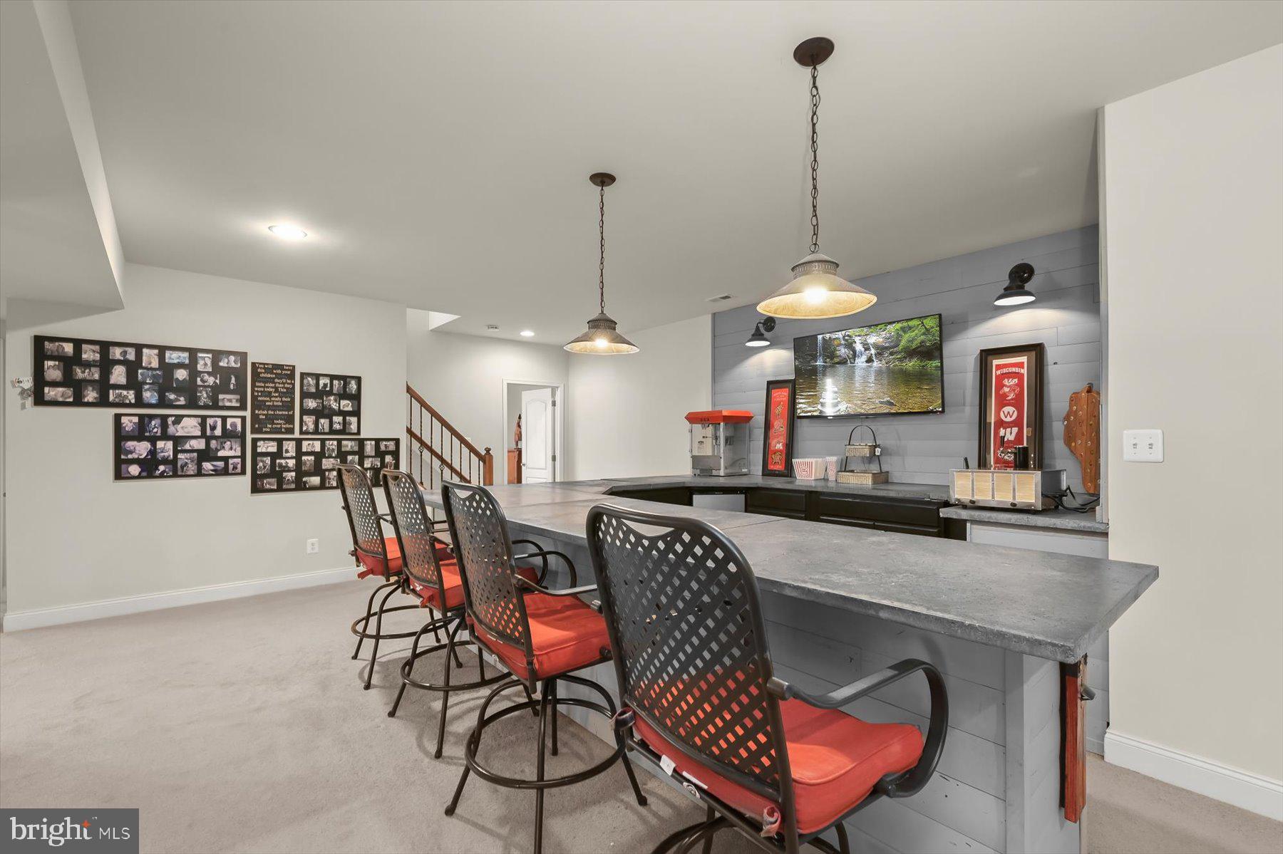 THE ESTATES AT CEDARDAY - Residential