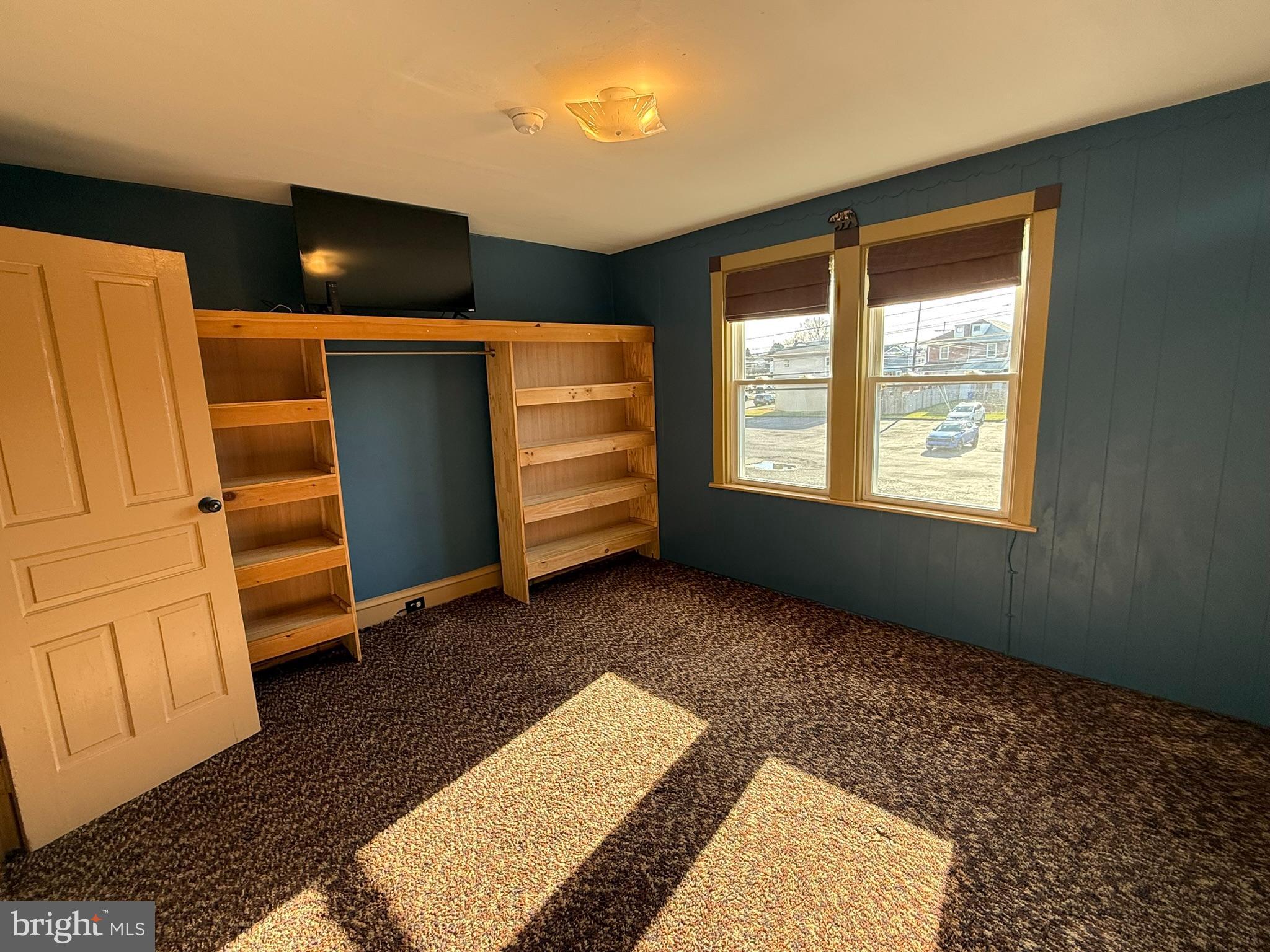 MILLMONT - Residential