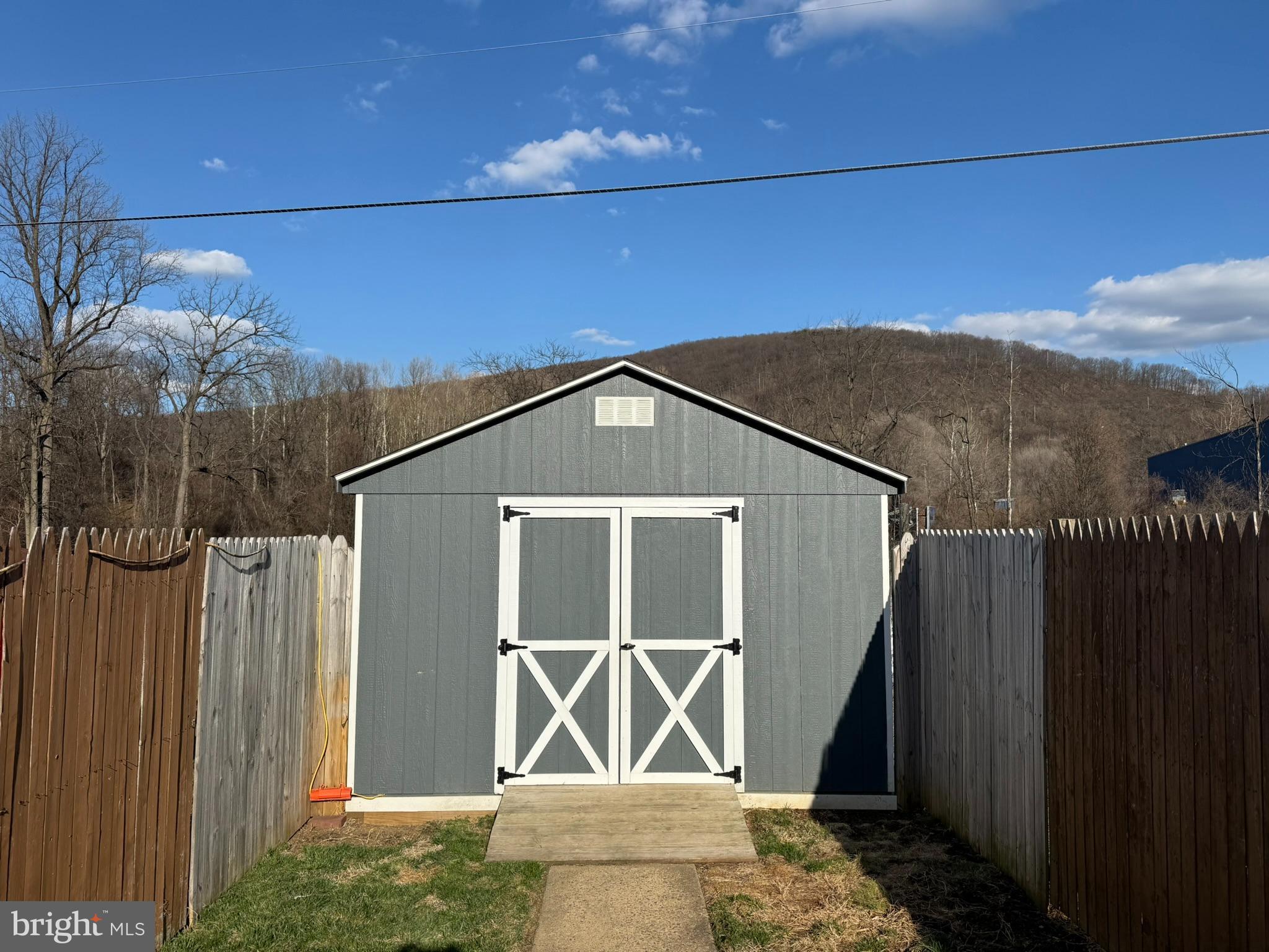 MILLMONT - Residential