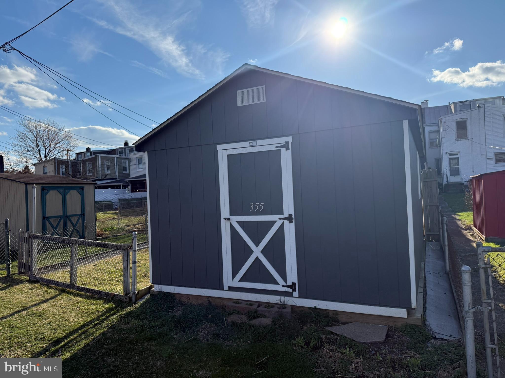 MILLMONT - Residential