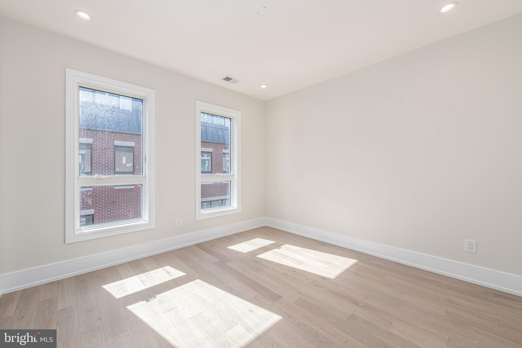 PACKER PARK - Residential