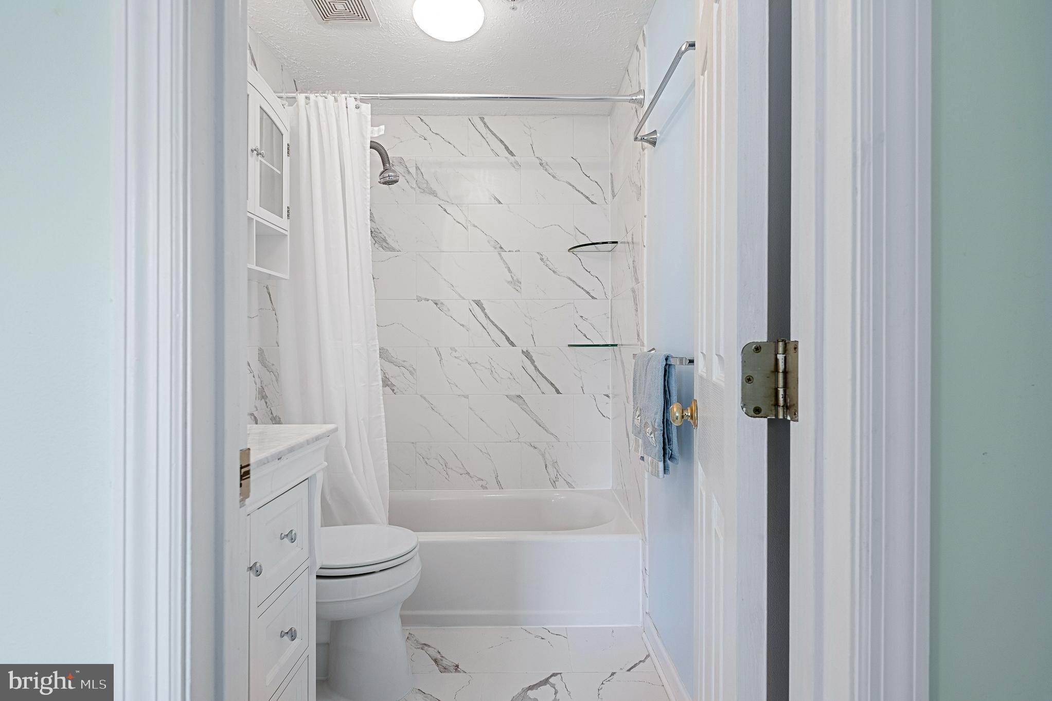 THE BLUFFS AT DEEP CREEK - Residential