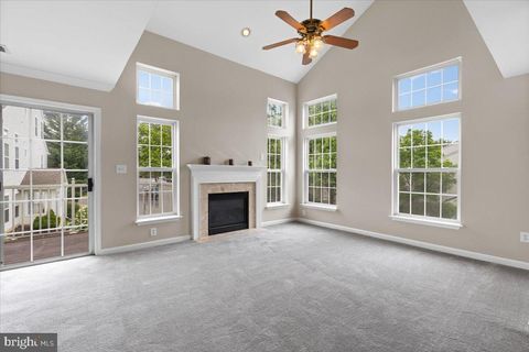 7701 HAYNES POINT WAY 1902 ALEXANDRIA VA 22315