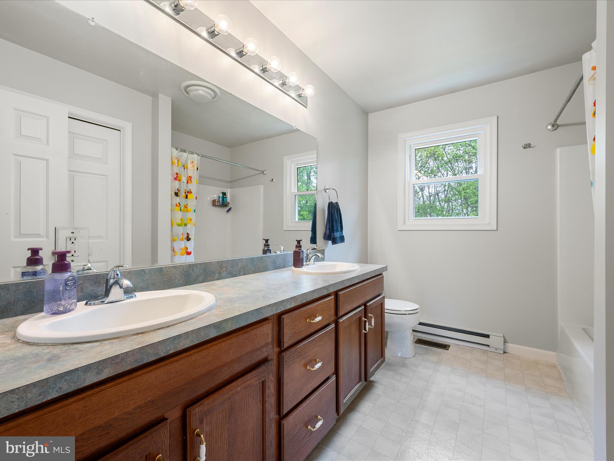 OAKLEIGH - Residential