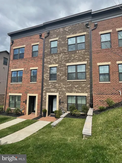 5713 10th Road N Unit 109, Arlington, VA MLS: VAAR2057918