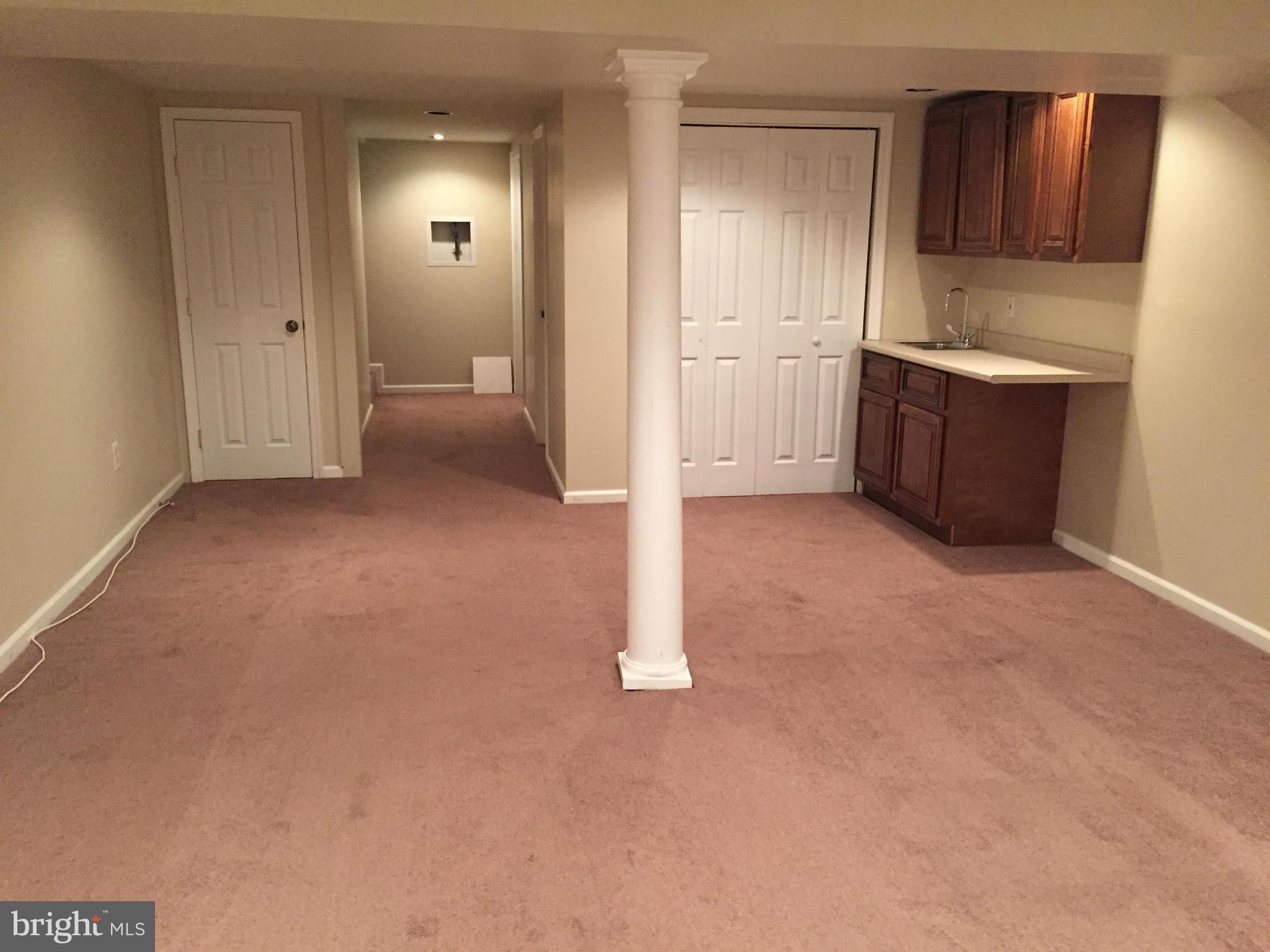 WALNUT RIDGE - Residential Lease