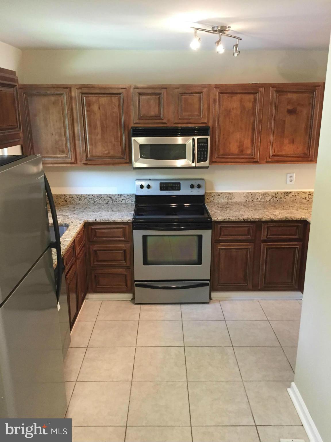 WALNUT RIDGE - Residential Lease