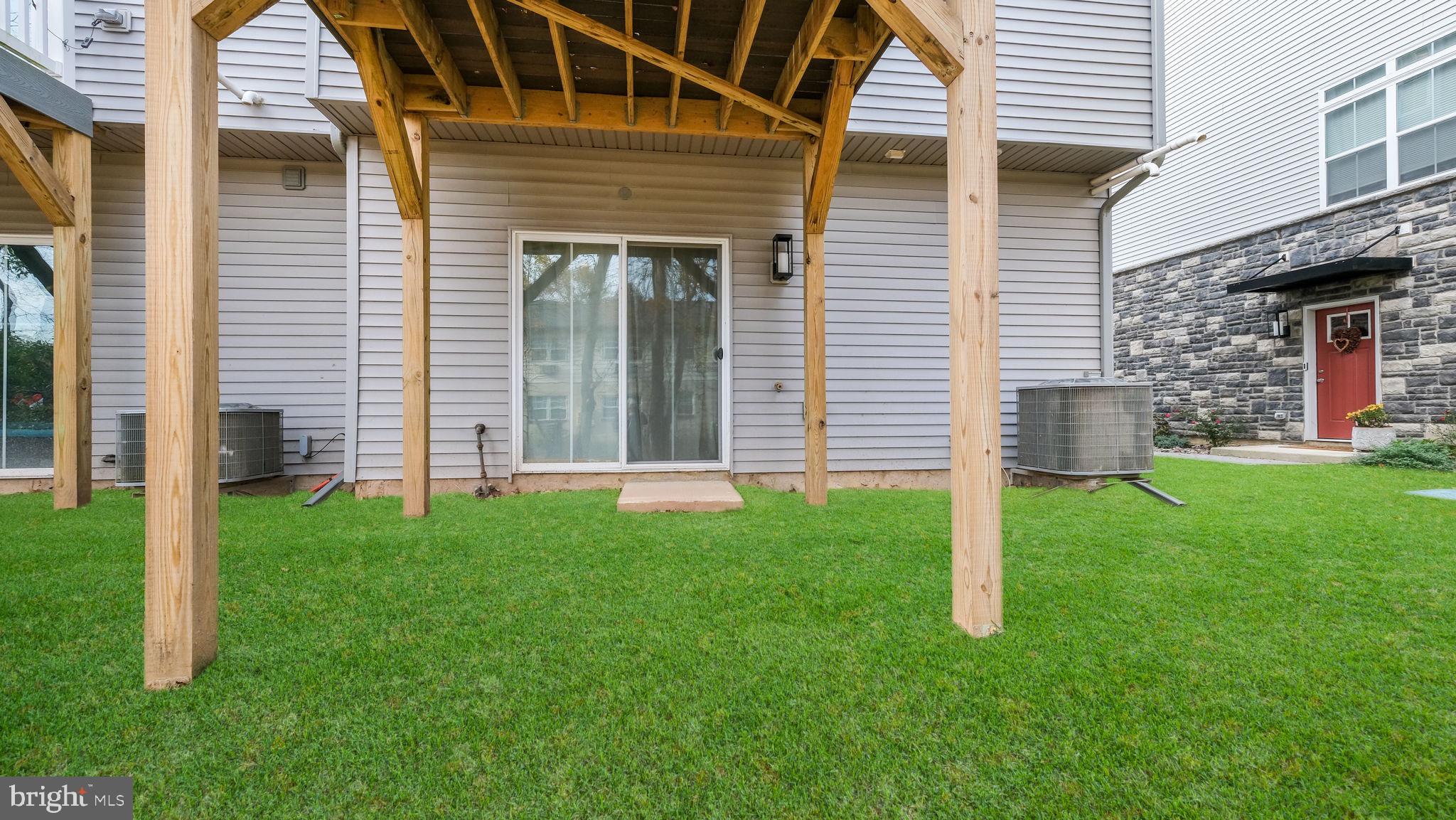 THE FIELDS AT CONSTITUTION SQUARE - Residential