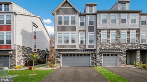 42 INDEPENDENCE COURT PERKASIE PA 18944