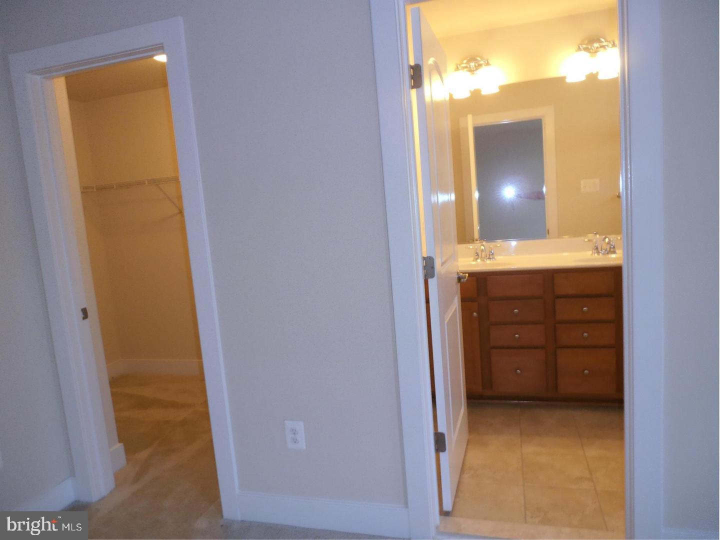 CROWN FARM - Residential Lease