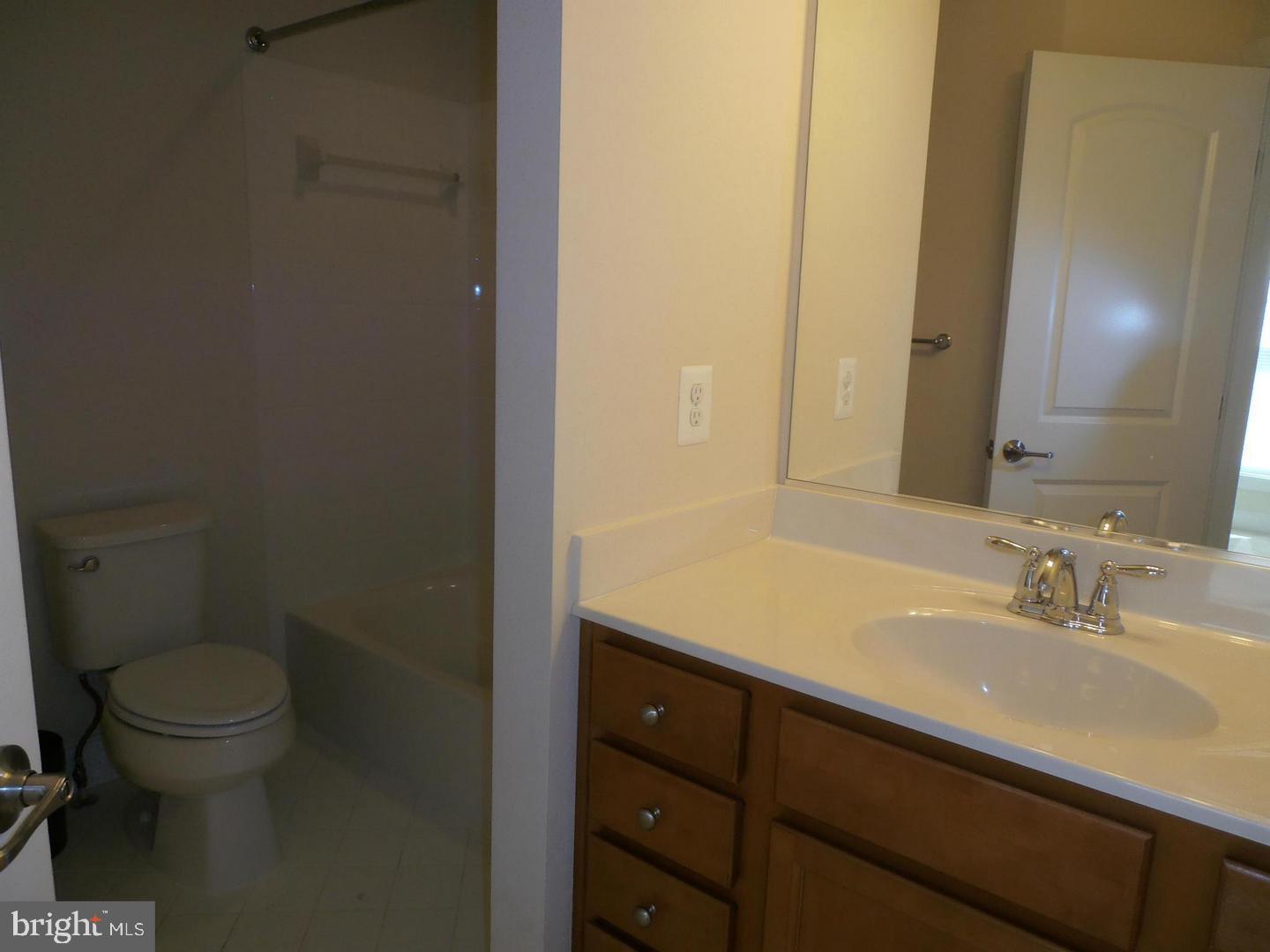 CROWN FARM - Residential Lease