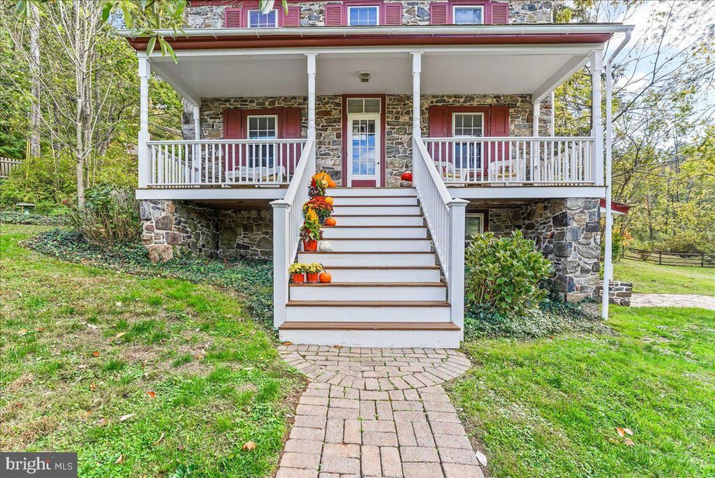 Photo of 1420 Hollow Road, CHESTER SPRINGS, PA 19425 (MLS # PACT2111422)