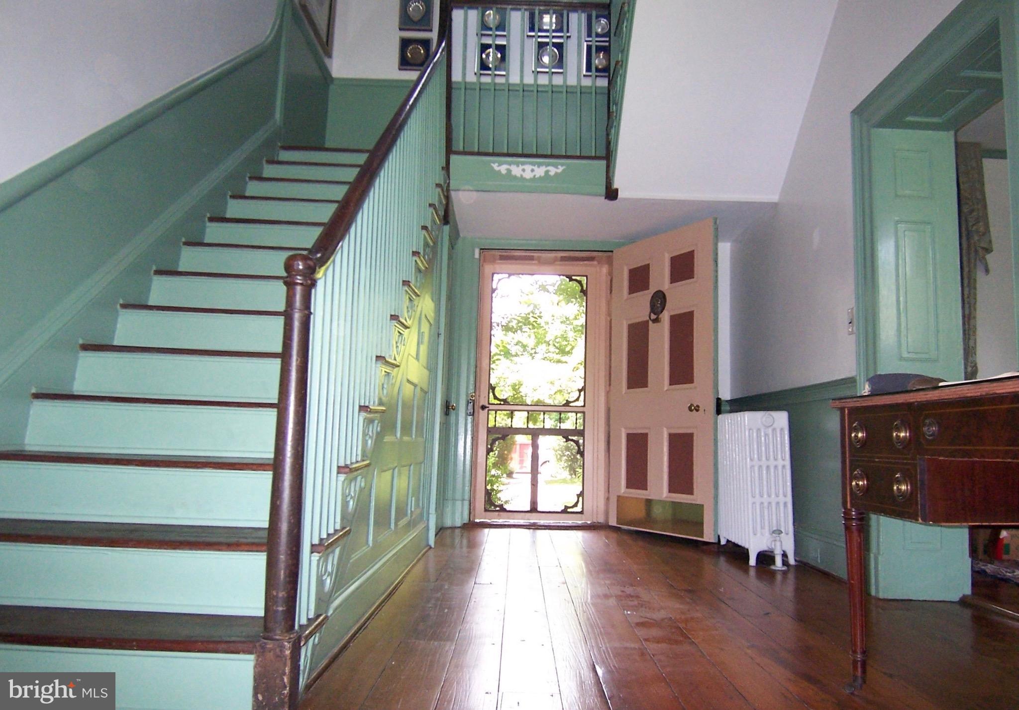 WESTBURY GLEN - Residential