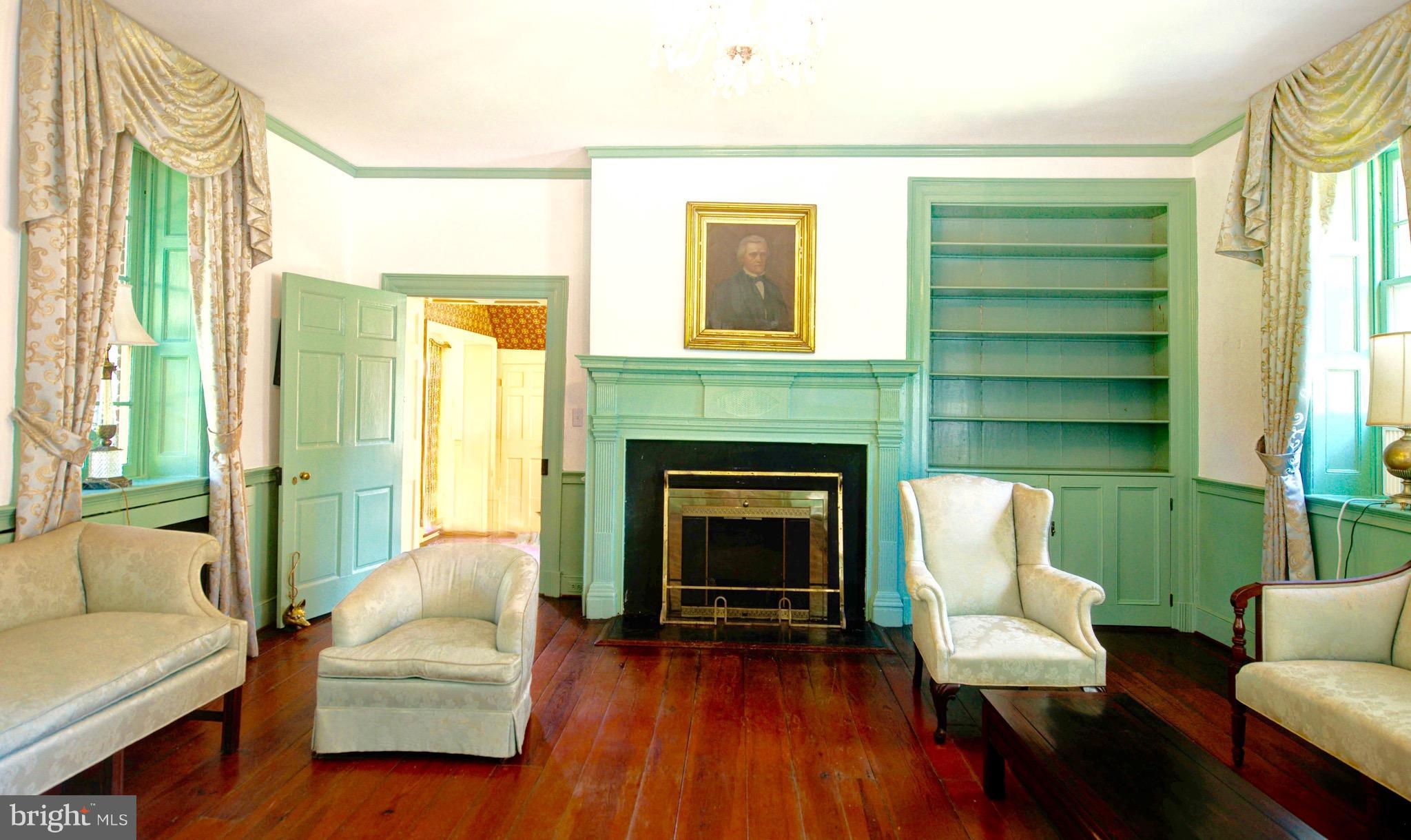 WESTBURY GLEN - Residential