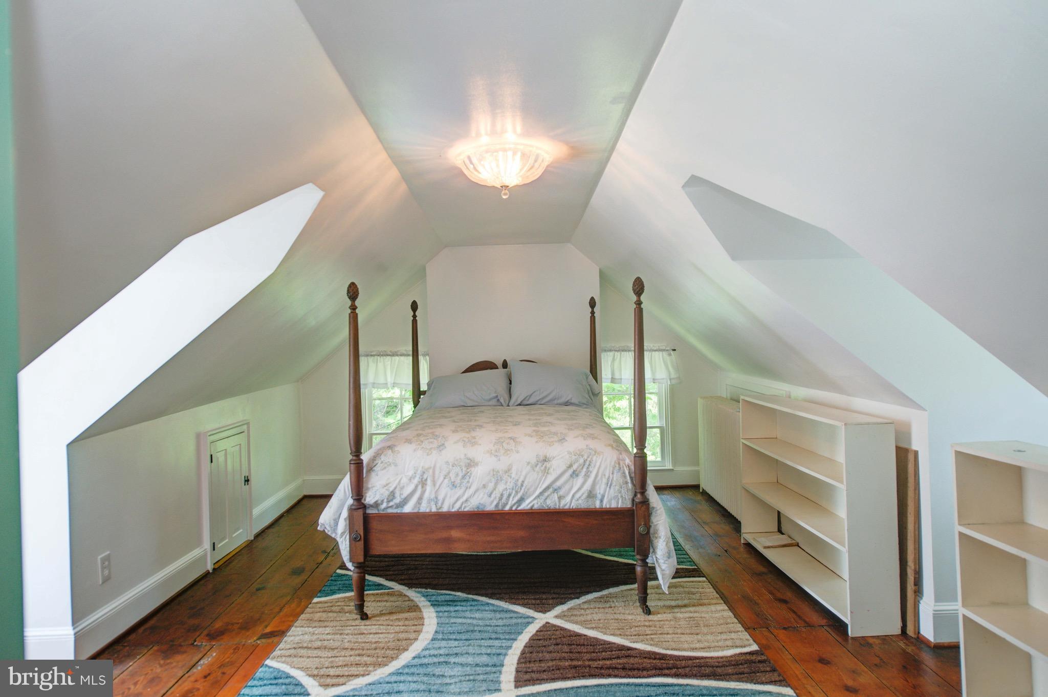 WESTBURY GLEN - Residential