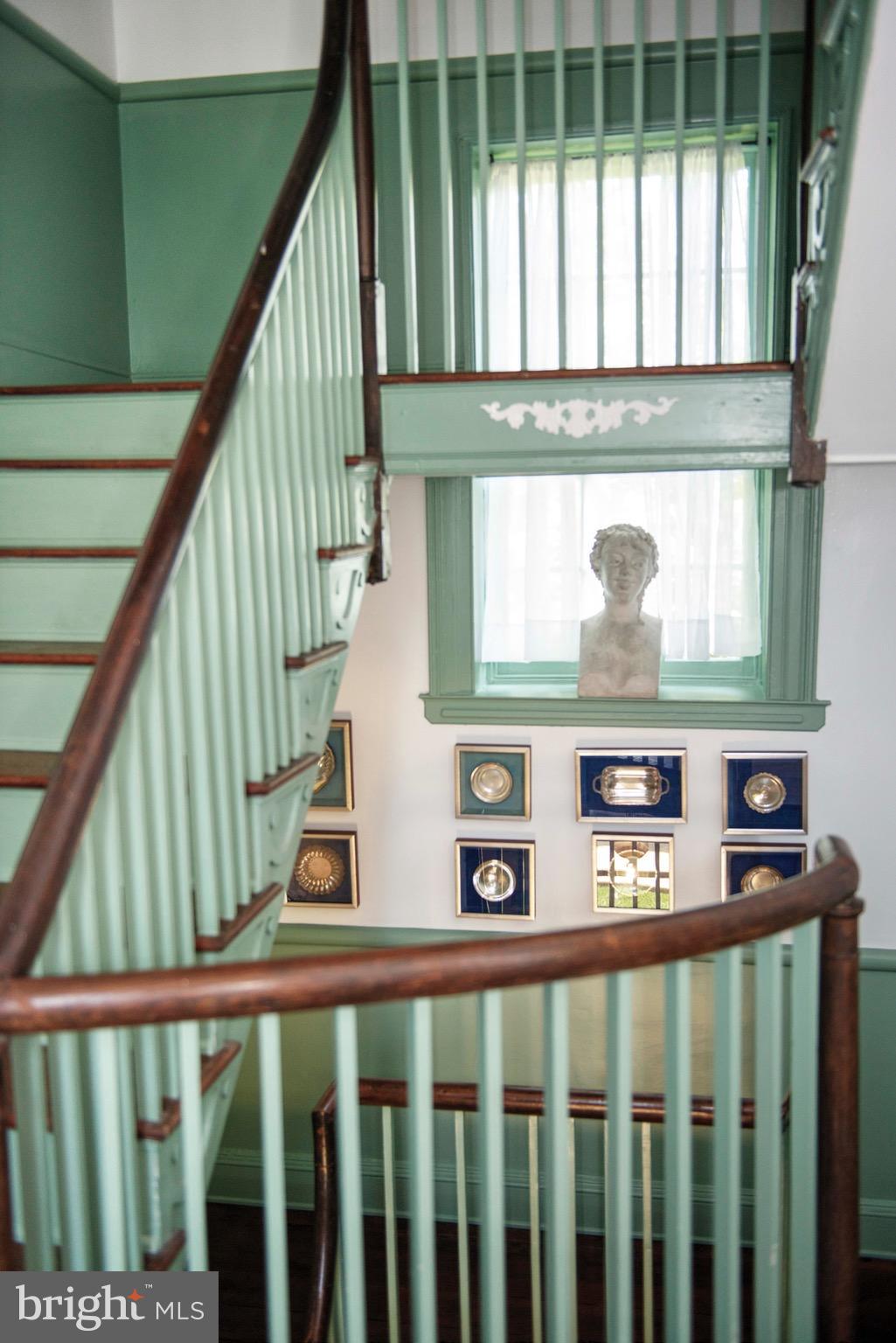 WESTBURY GLEN - Residential