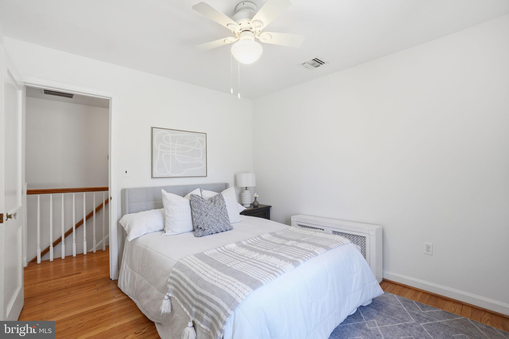 COURTLAND PARK - Residential