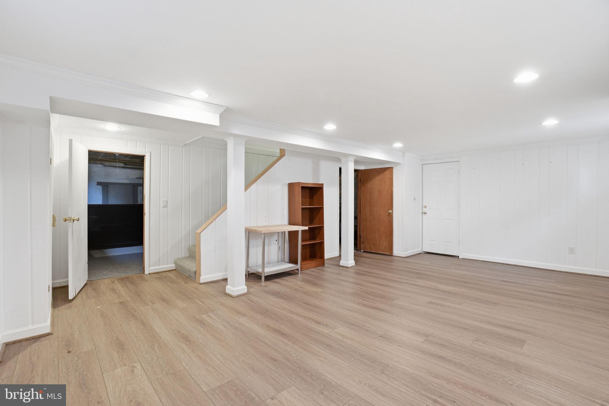 COURTLAND PARK - Residential