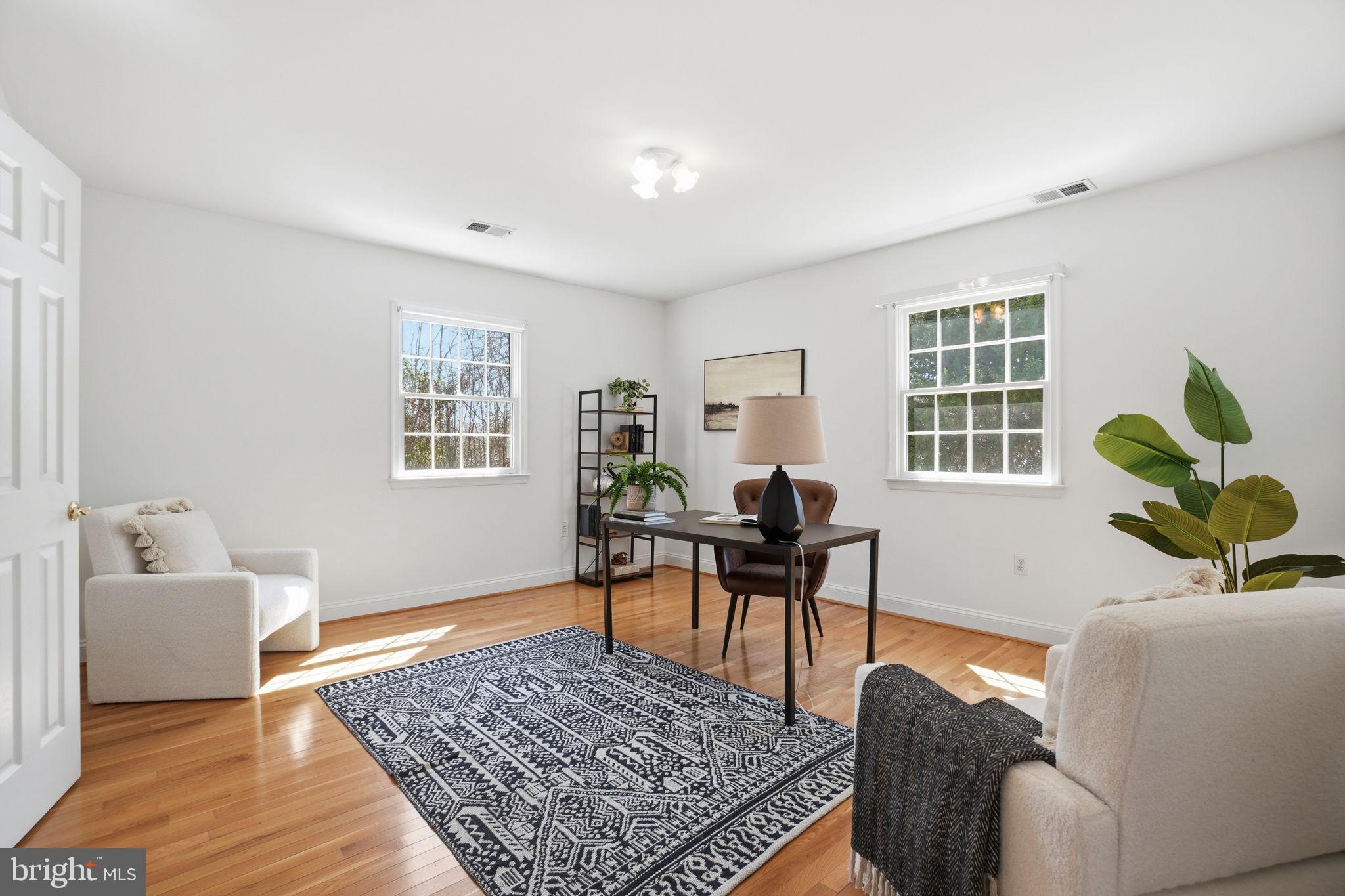 COURTLAND PARK - Residential