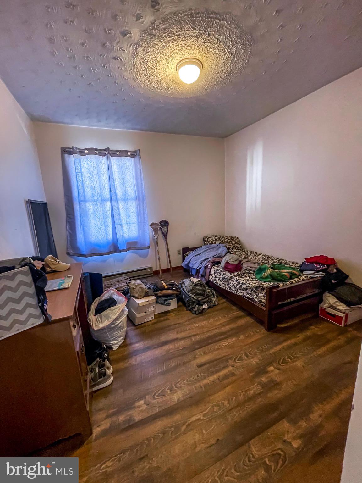 EAST SIDE - Residential