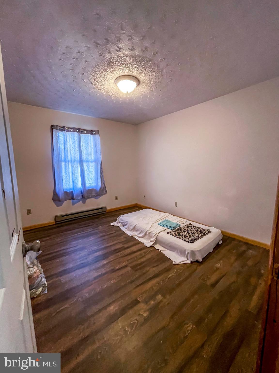 EAST SIDE - Residential