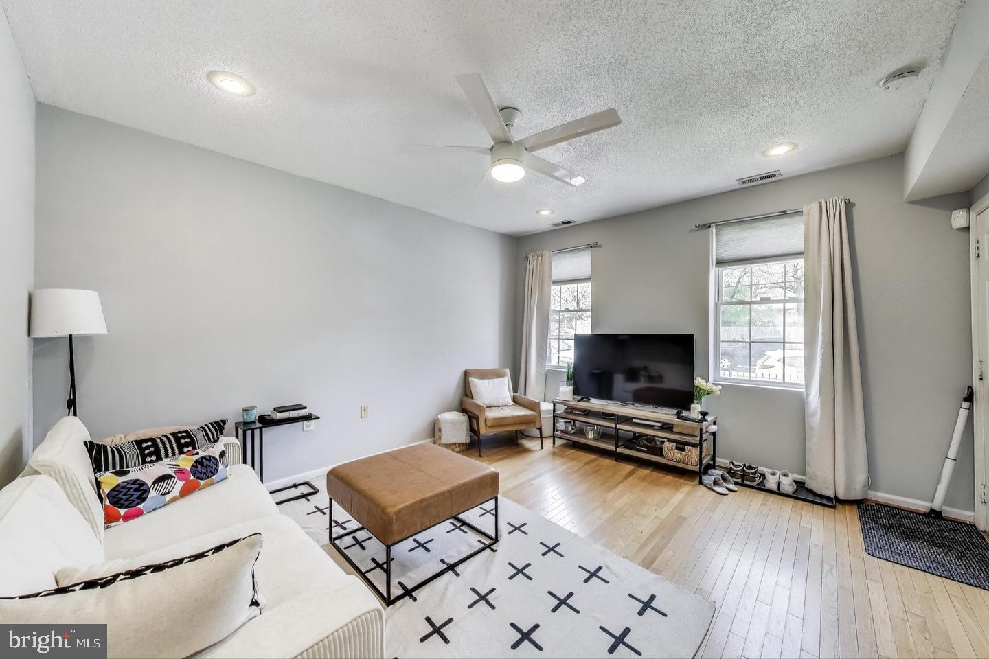 2817 7TH STREET NE 2