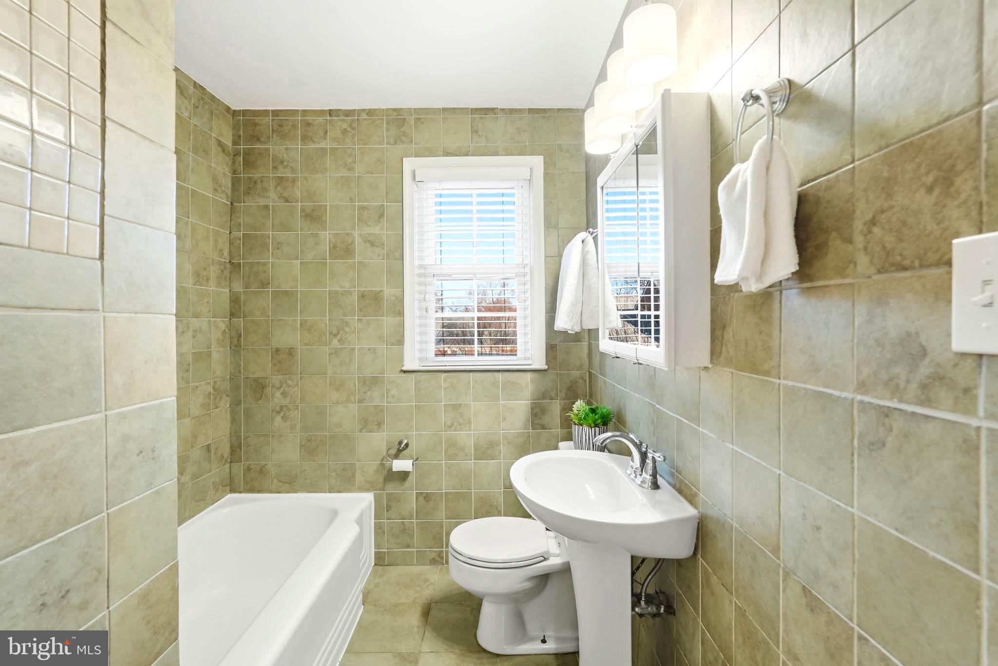 BELLE VIEW CONDOMINIUMS - Residential