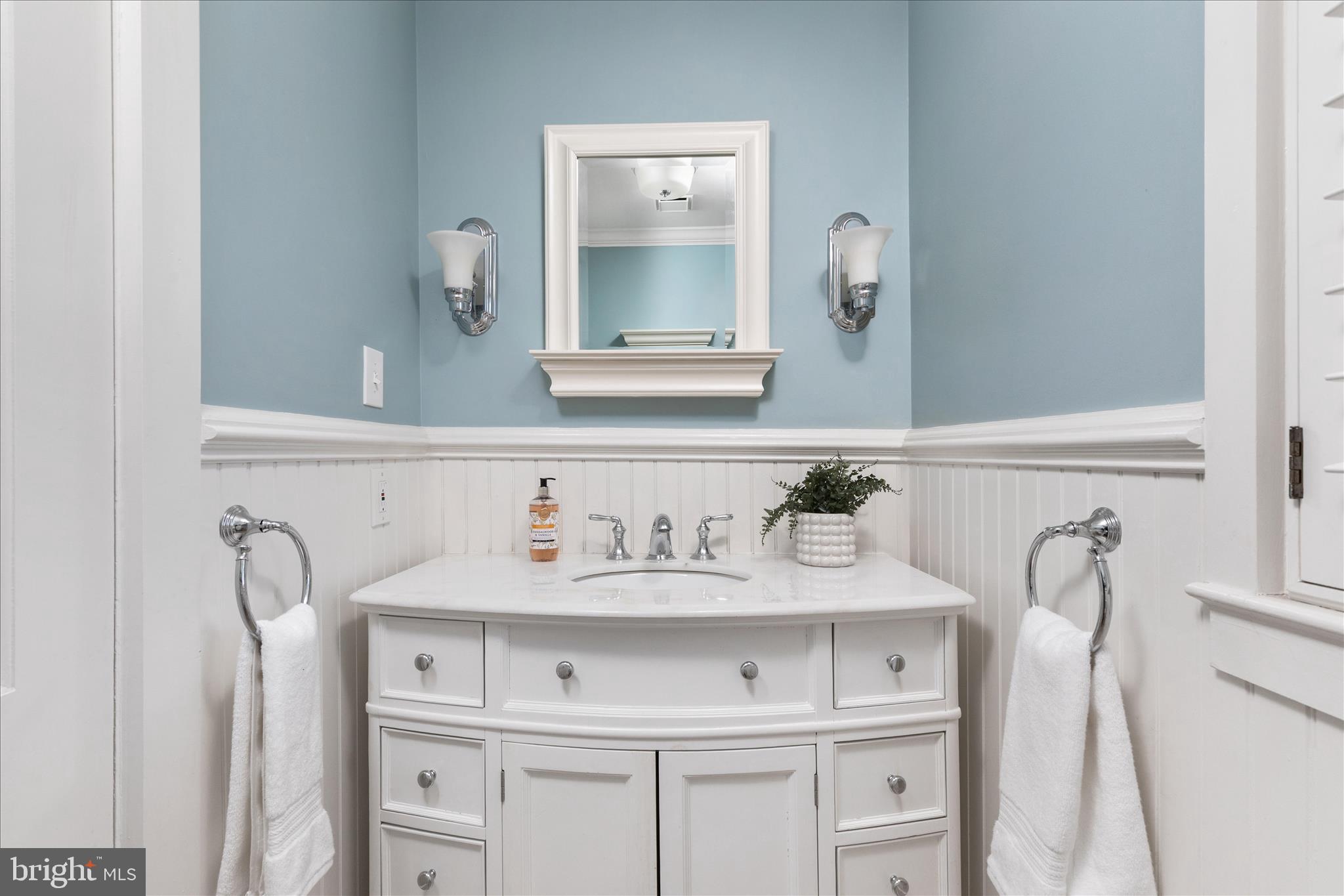 FOX LAKE - Residential