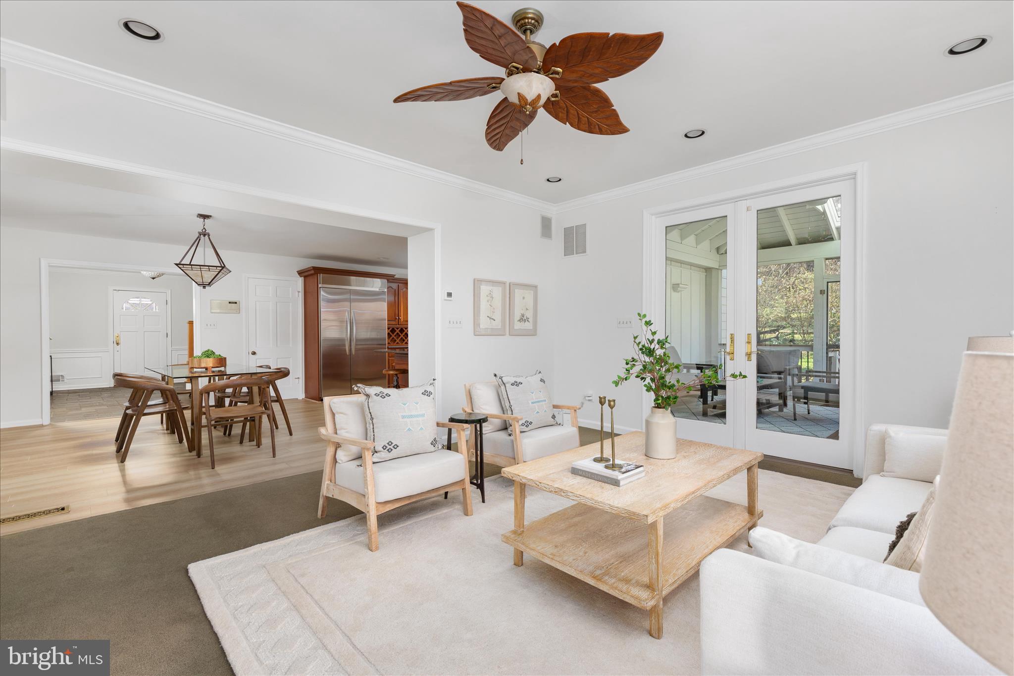 FOX LAKE - Residential