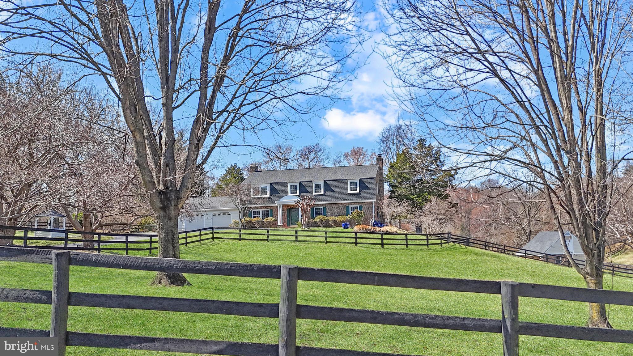 FOX LAKE - Residential